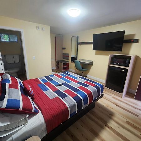 Americas Best Value Inn Providence-North Scituate Extérieur photo