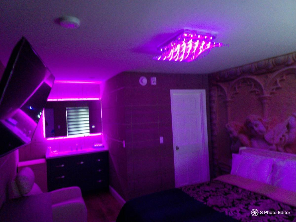 Americas Best Value Inn Providence-North Scituate Extérieur photo