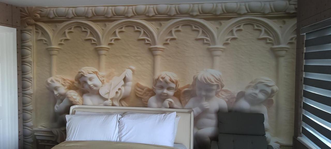 Americas Best Value Inn Providence-North Scituate Extérieur photo