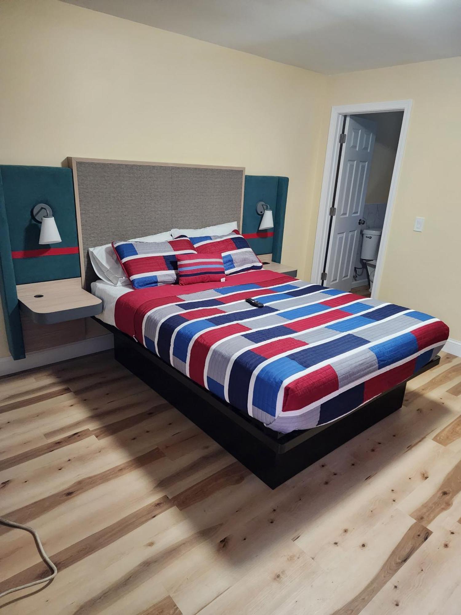 Americas Best Value Inn Providence-North Scituate Extérieur photo